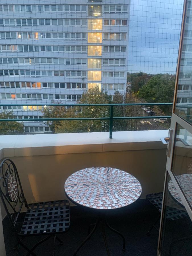 Cosy 2-Bedroom Flat In Finsbury Park, Modern, Convenient & Close To Central London! ภายนอก รูปภาพ