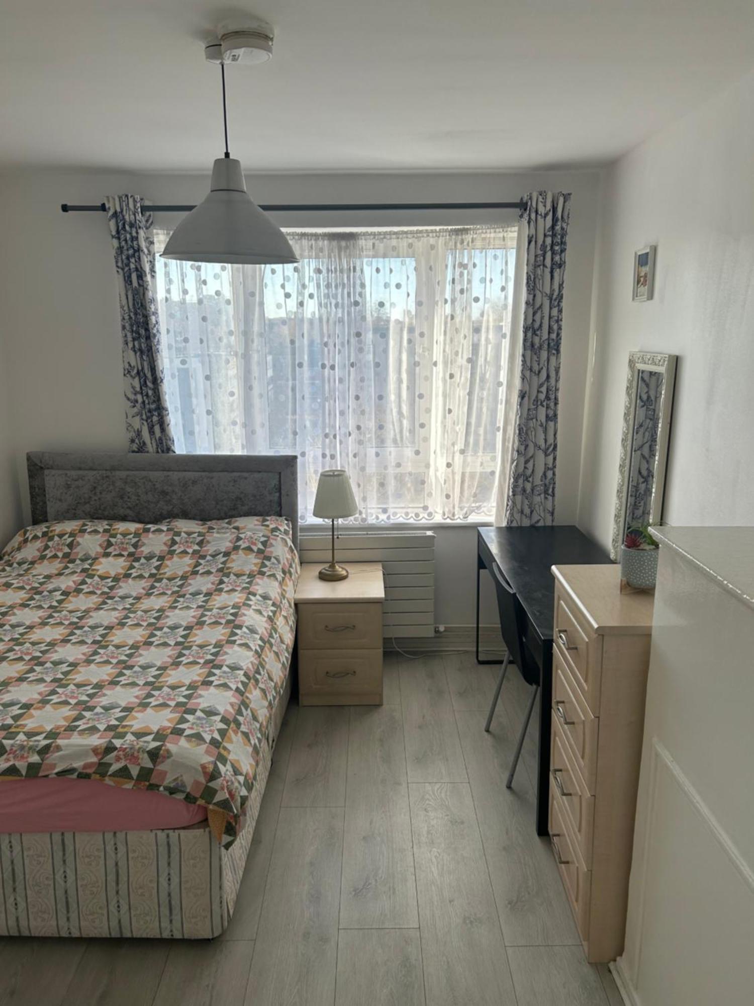 Cosy 2-Bedroom Flat In Finsbury Park, Modern, Convenient & Close To Central London! ภายนอก รูปภาพ