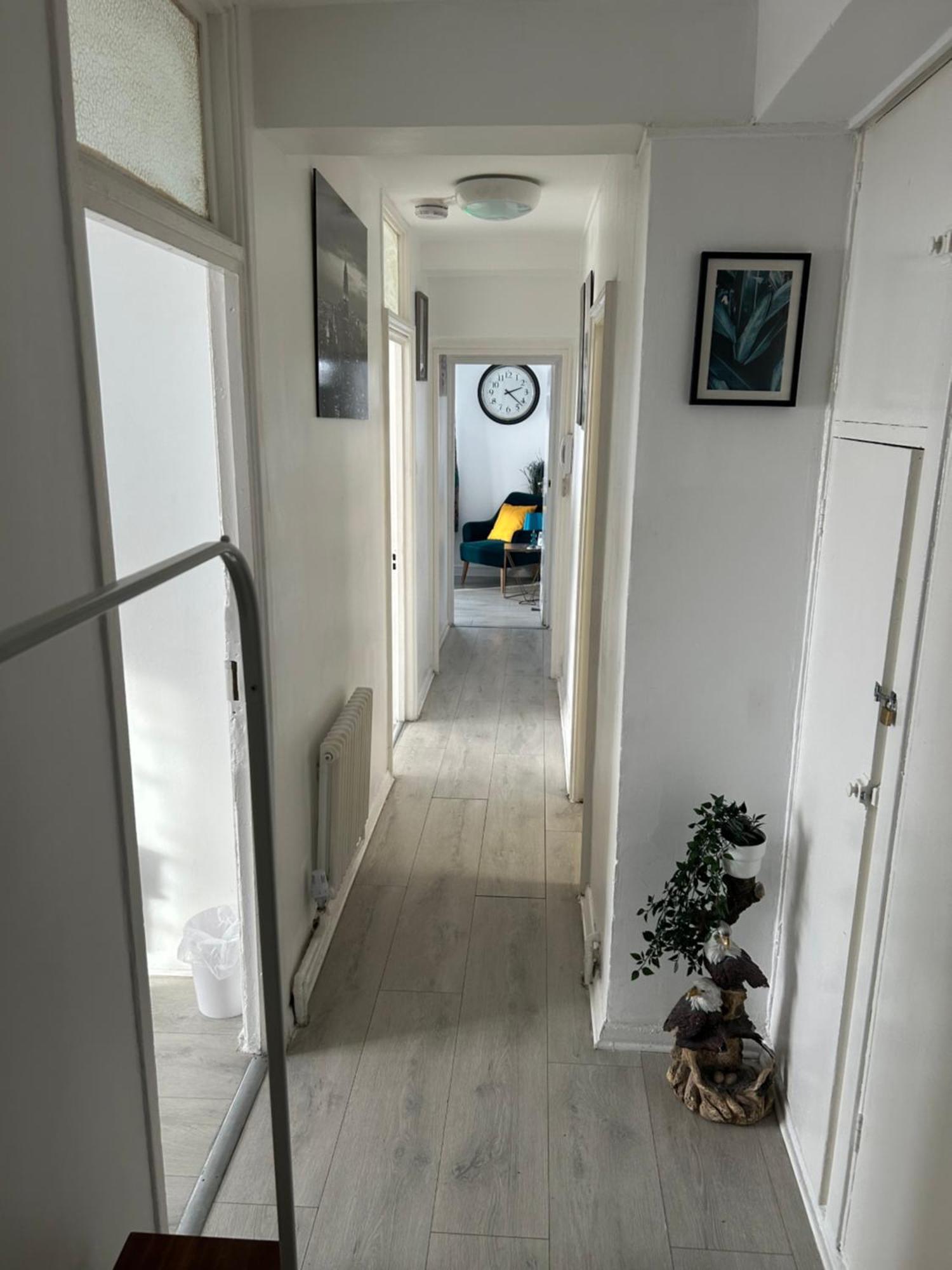 Cosy 2-Bedroom Flat In Finsbury Park, Modern, Convenient & Close To Central London! ภายนอก รูปภาพ